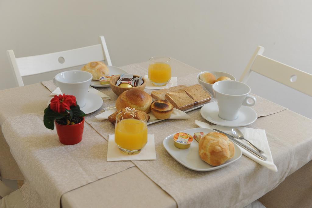 Negramaro Suite B&B เลชเช ภายนอก รูปภาพ