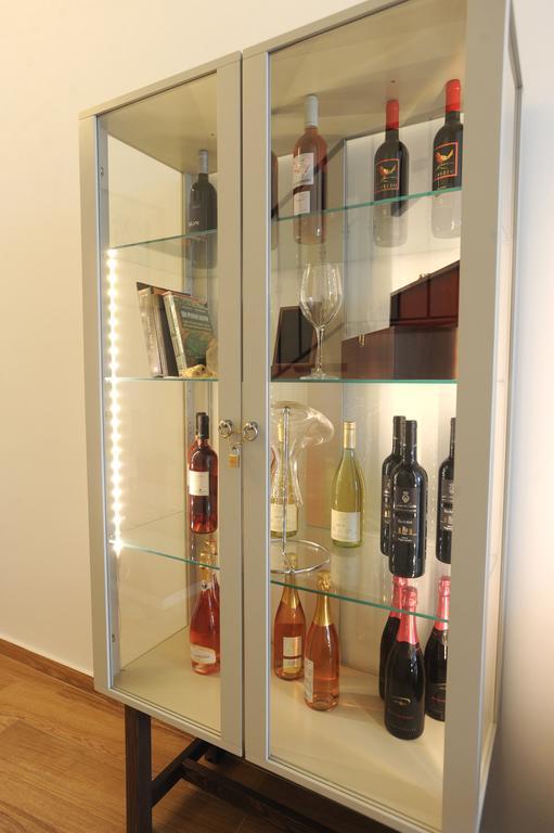 Negramaro Suite B&B เลชเช ภายนอก รูปภาพ