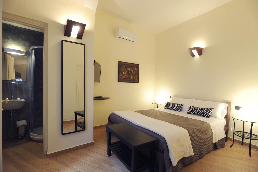 Negramaro Suite B&B เลชเช ภายนอก รูปภาพ