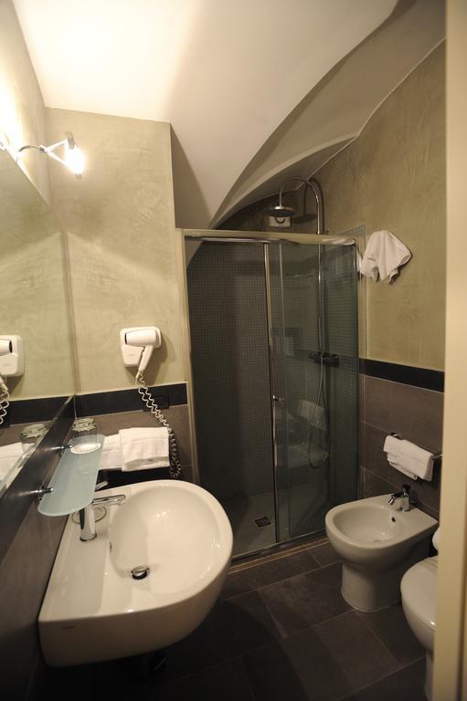 Negramaro Suite B&B เลชเช ห้อง รูปภาพ
